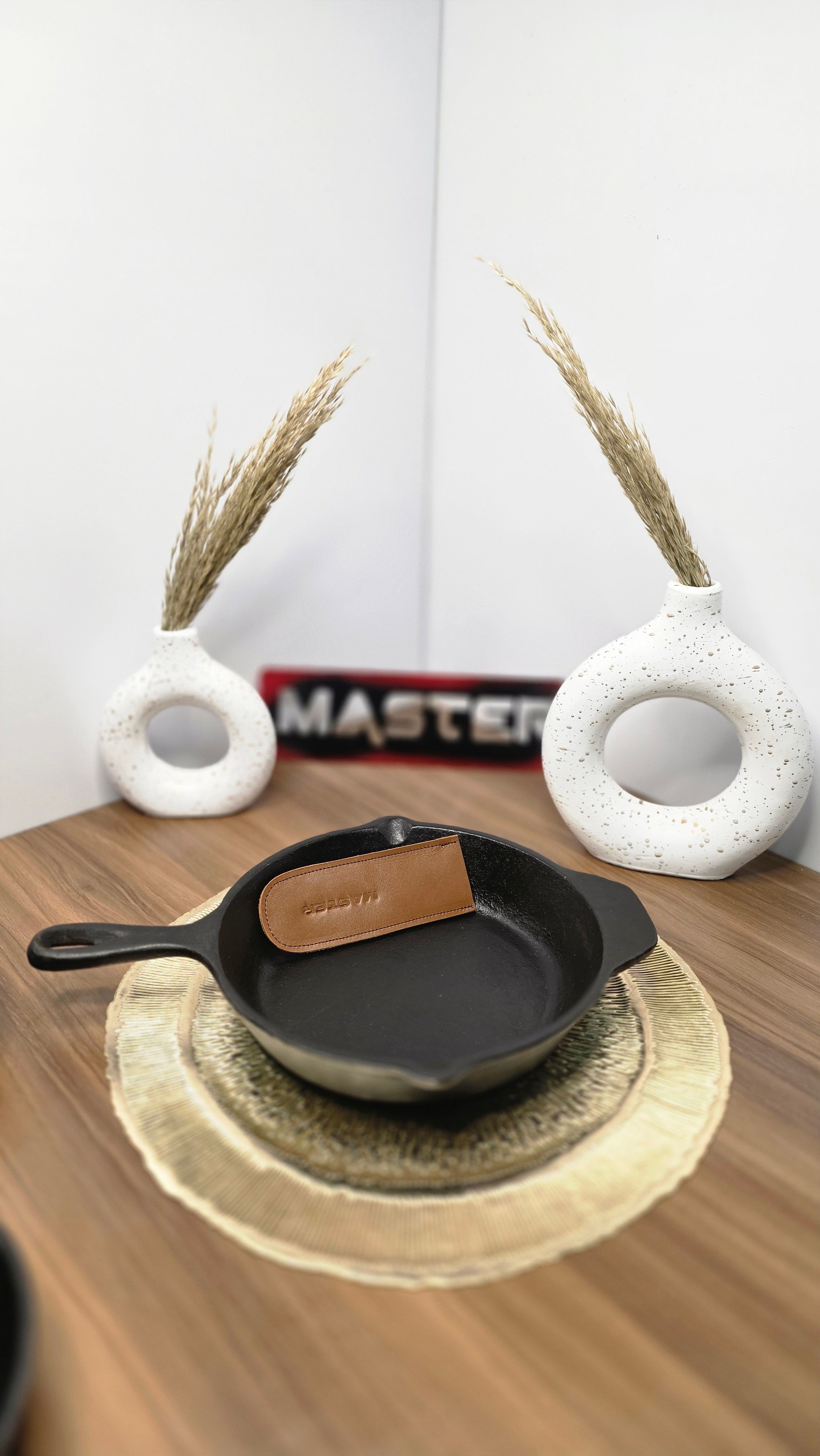 25 cm Cast Iron Skillet