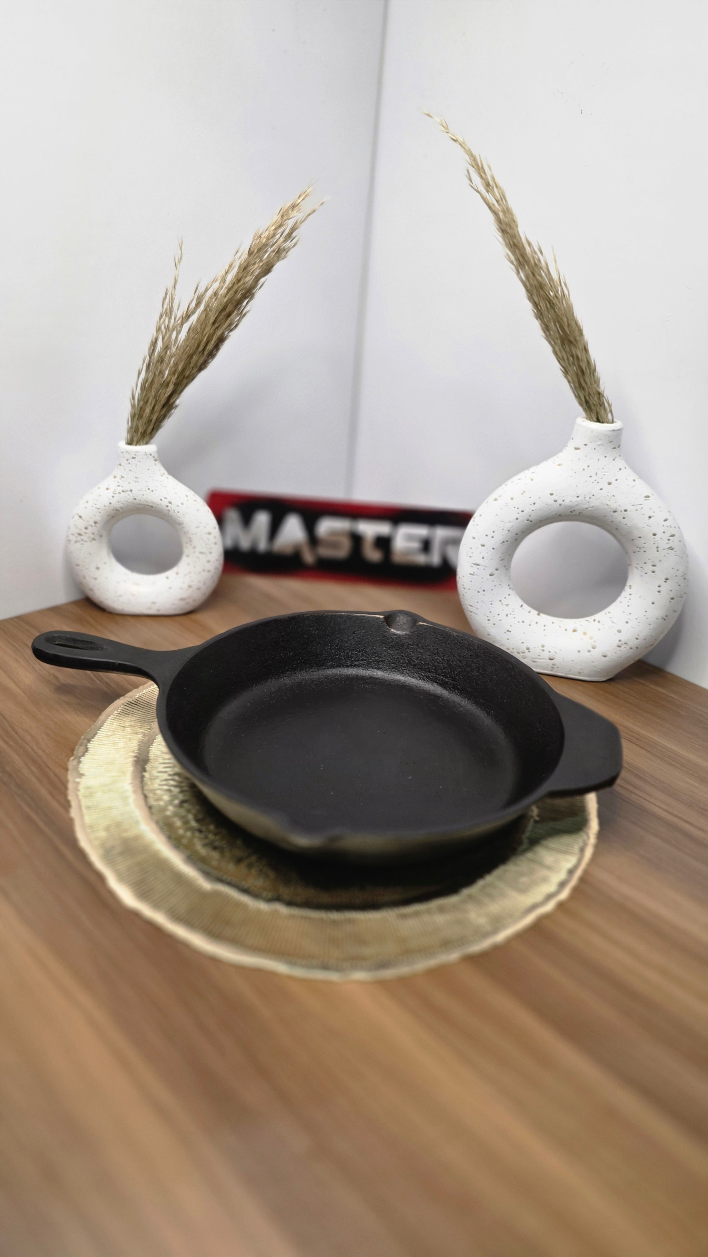 30 cm Cast Iron Skillet