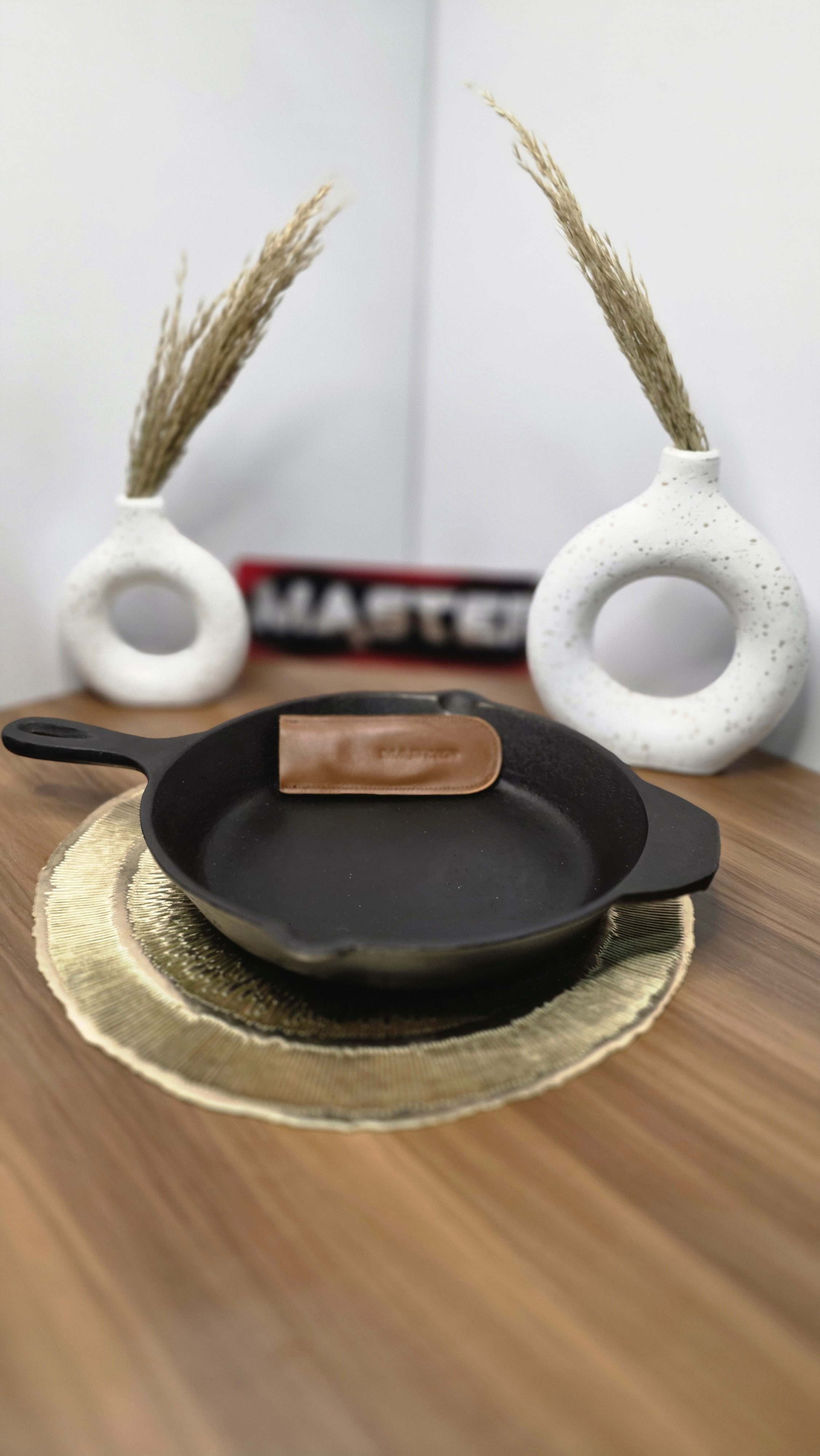 30 cm Cast Iron Skillet